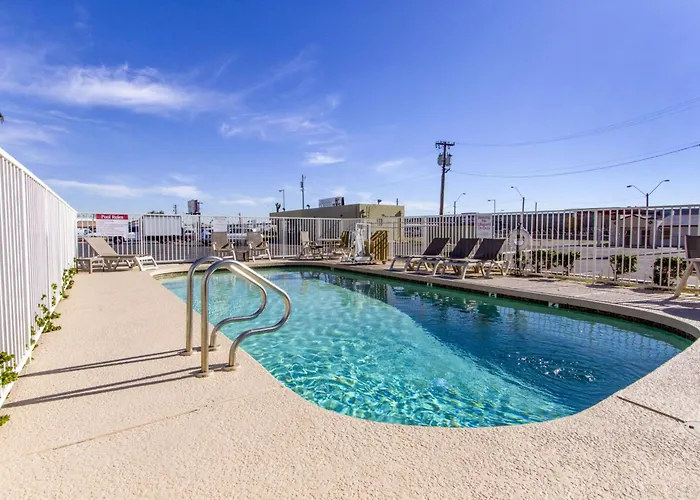 Hotel 6-phoenix, Az - Airport - 24th Street